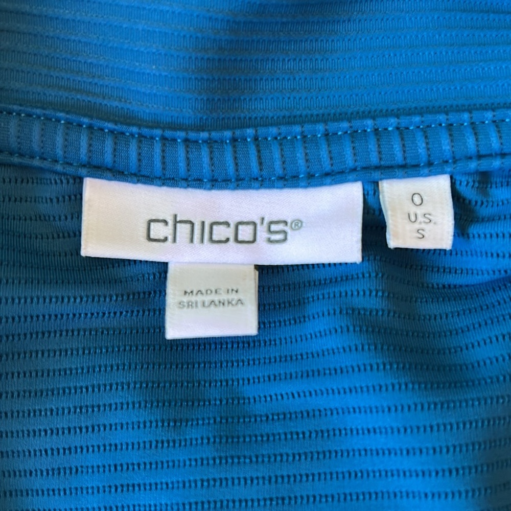 EUC - 💙 Chico's Blue Fitted 1/4 Zip Polo Sweatship - Picture 8 of 9